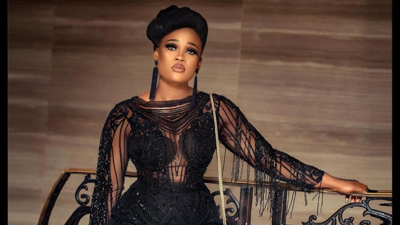 BBNaija Cee-C Resurfaces From Self Isolation After AMVCA 2020